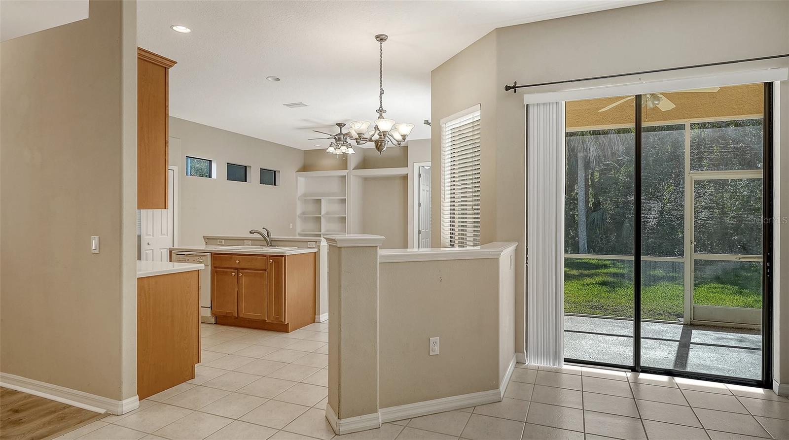 UNIVERSITY PLACE - Residential Lease