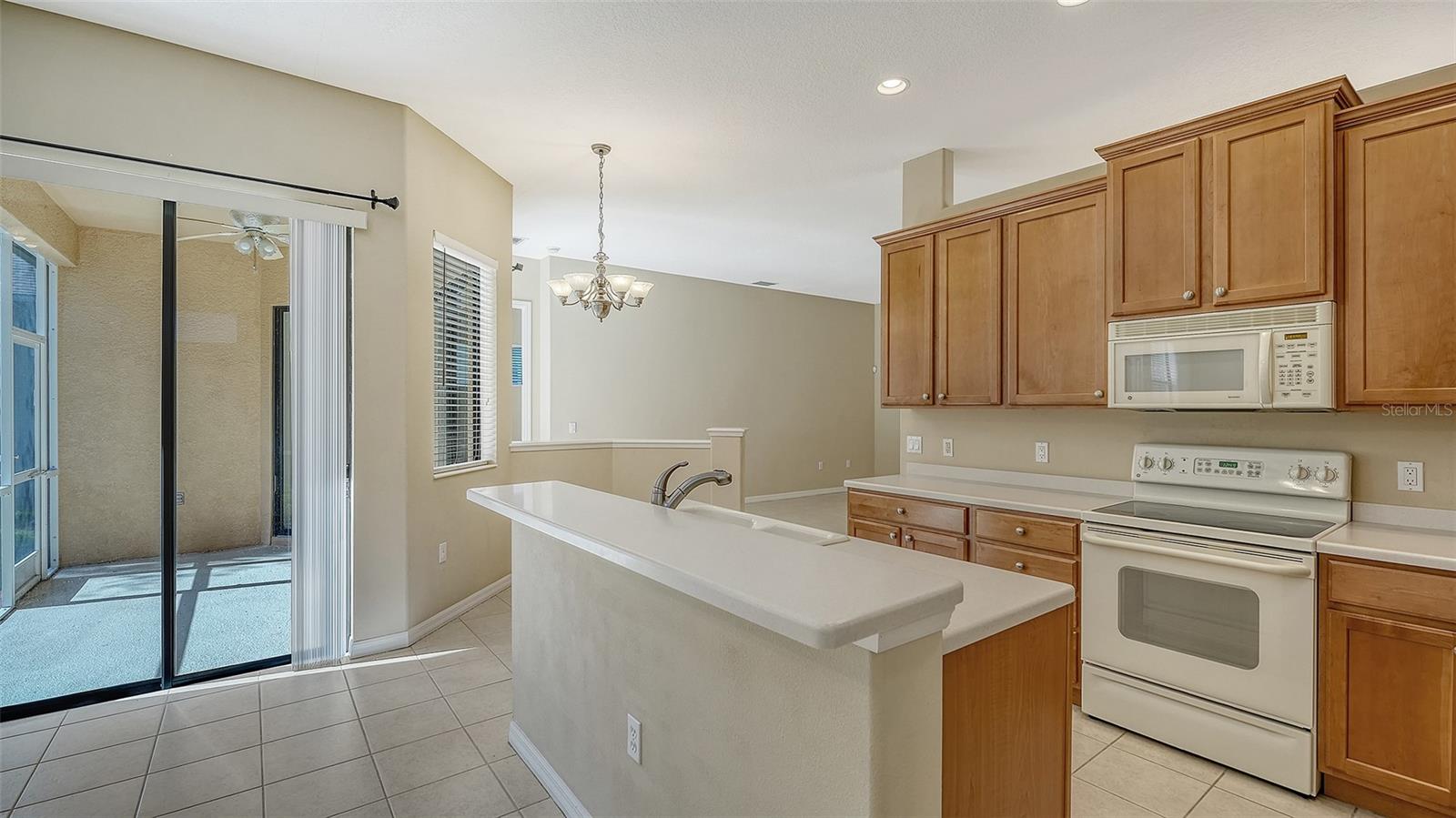 UNIVERSITY PLACE - Residential Lease