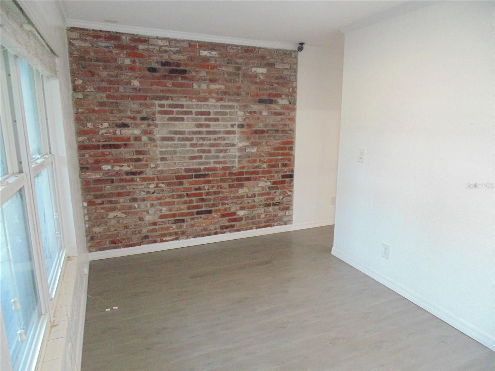 1007 NE 2ND STREET