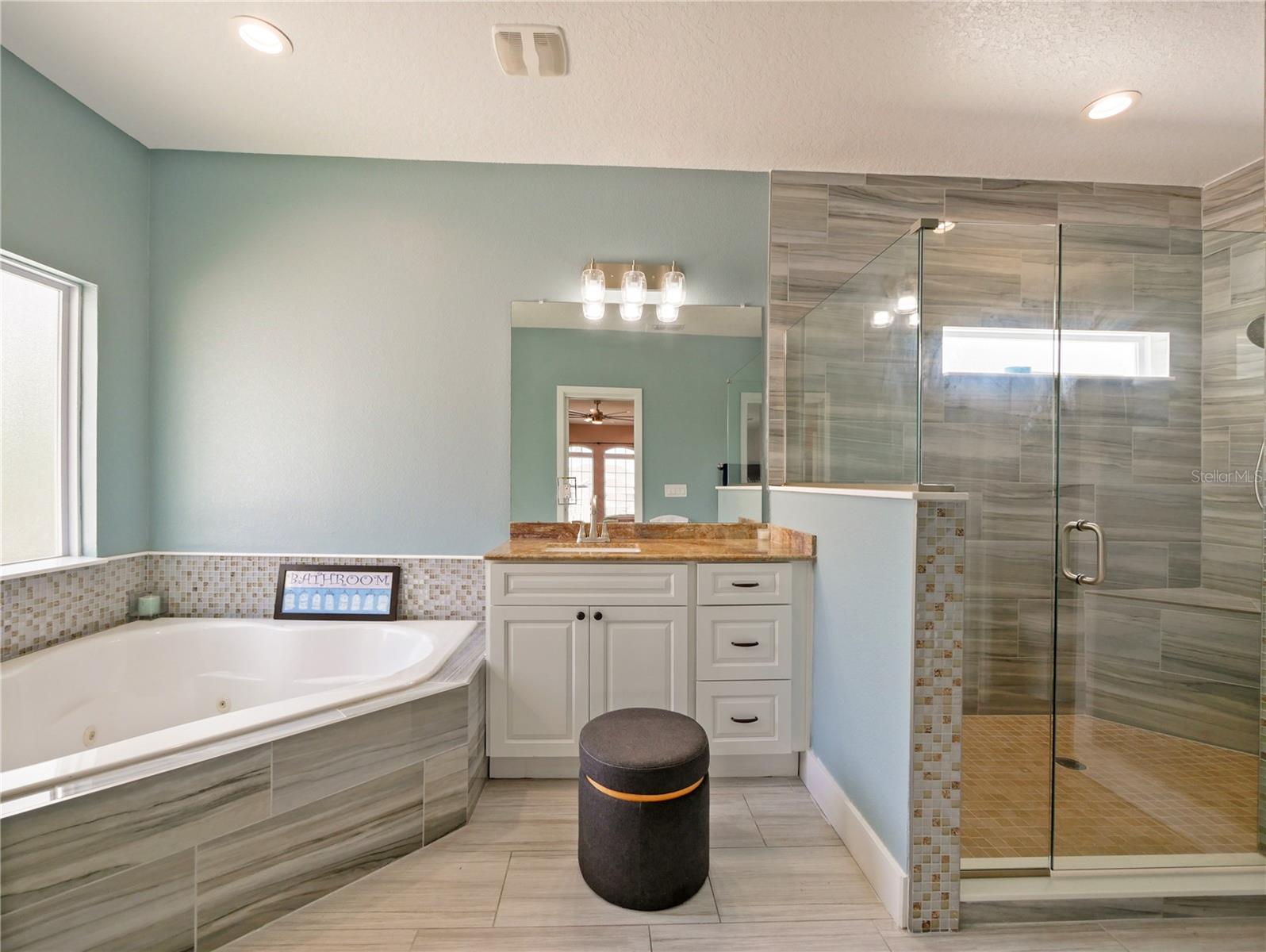 BENTLEY COVE - Residential Lease