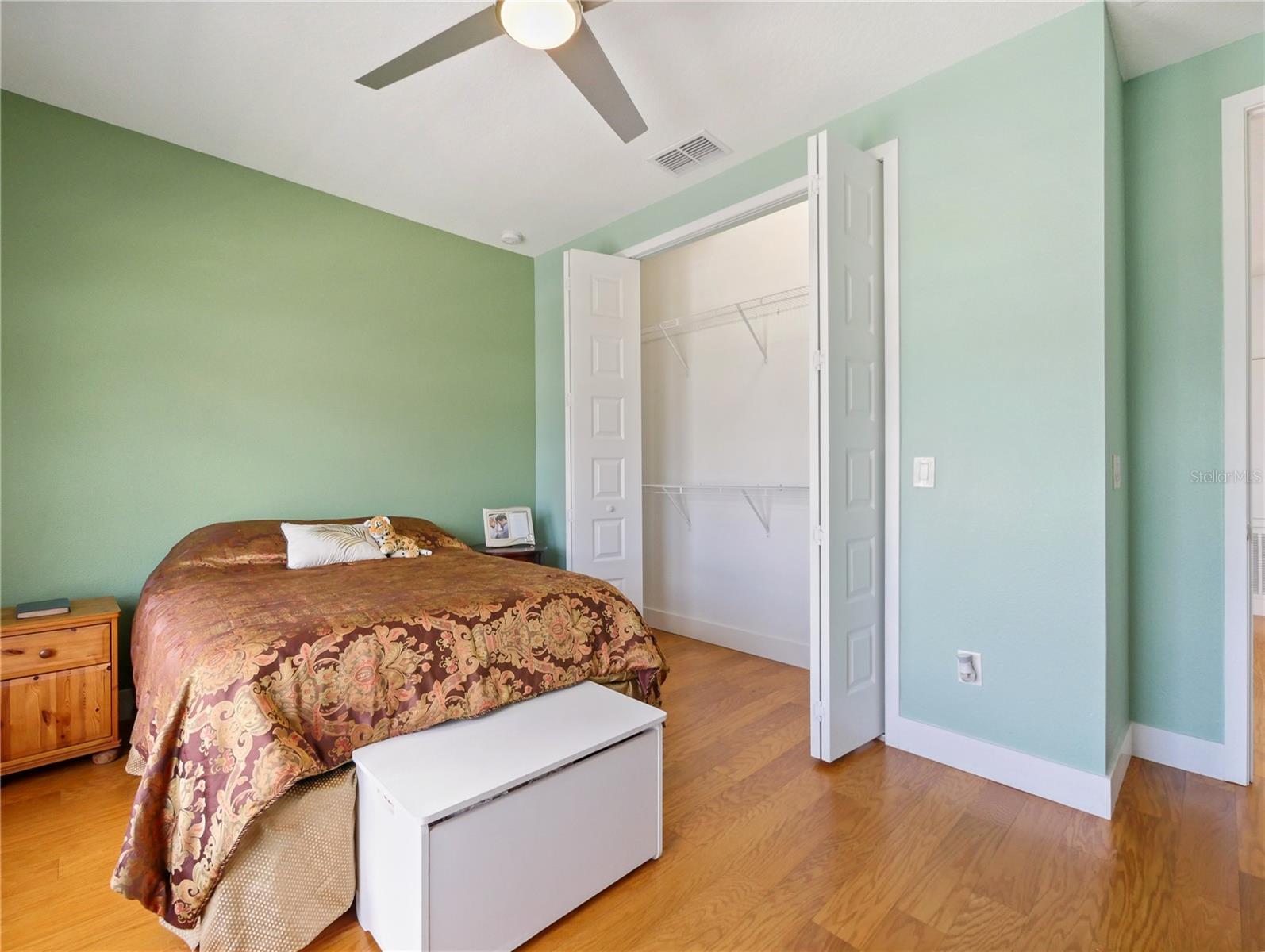 BENTLEY COVE - Residential Lease