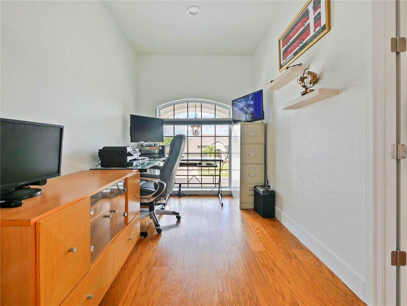 BENTLEY COVE - Residential Lease