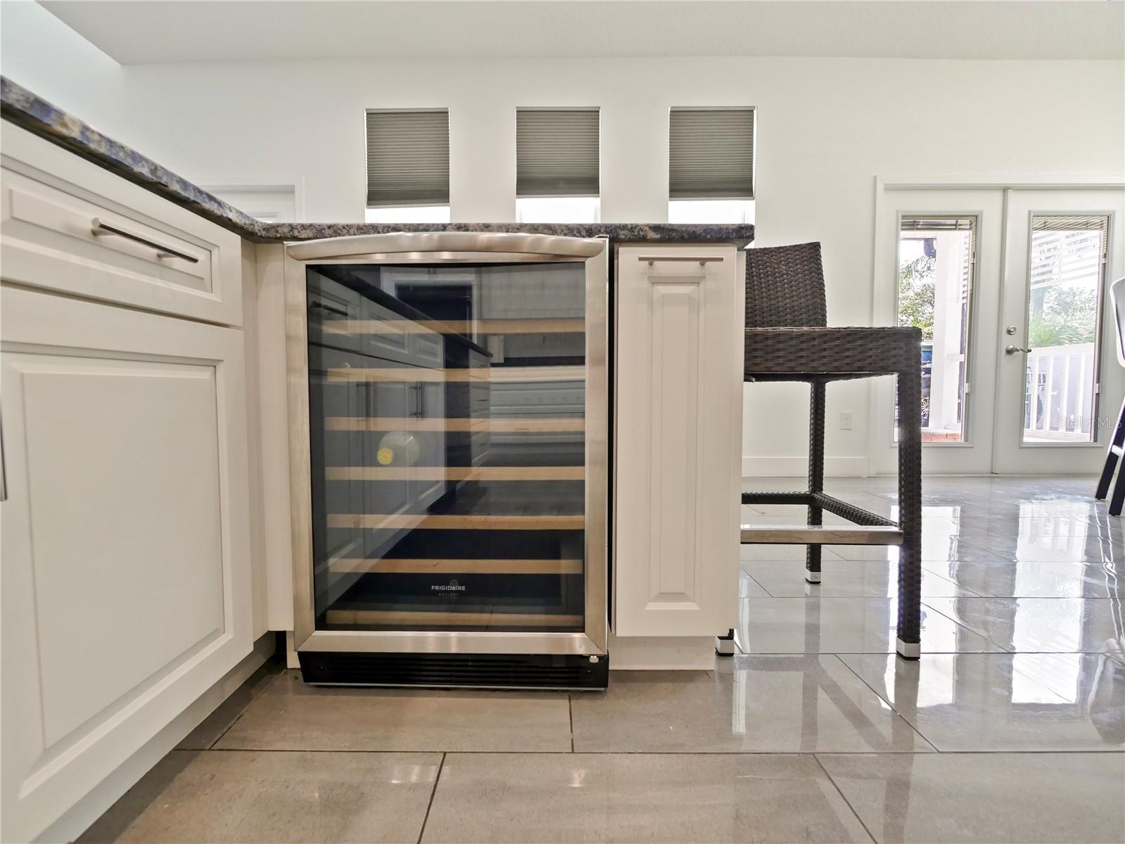 BENTLEY COVE - Residential Lease