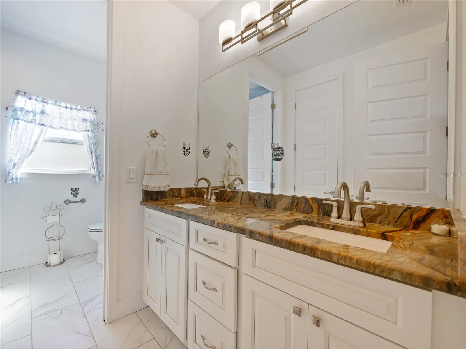 BENTLEY COVE - Residential Lease