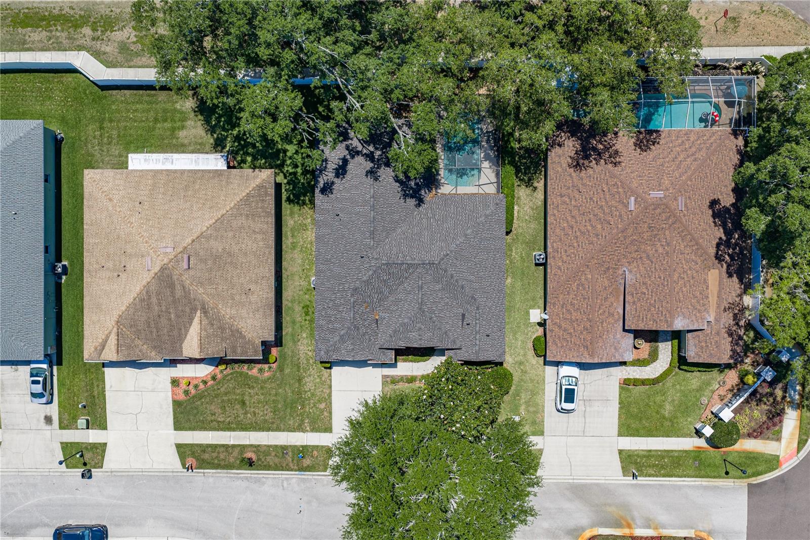 VALRICO LAKE - Residential