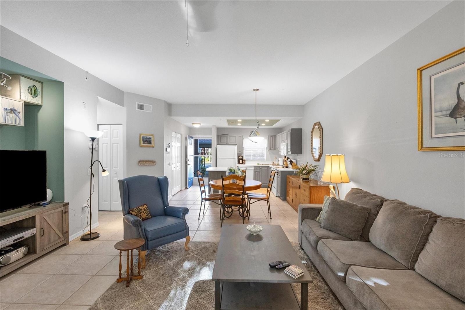 4210 BREEZEWAY BOULEVARD 415