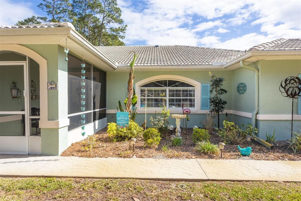 Photo of 8 Brigadoon Lane, Palm Coast, FL 32137 (MLS # FC310859)