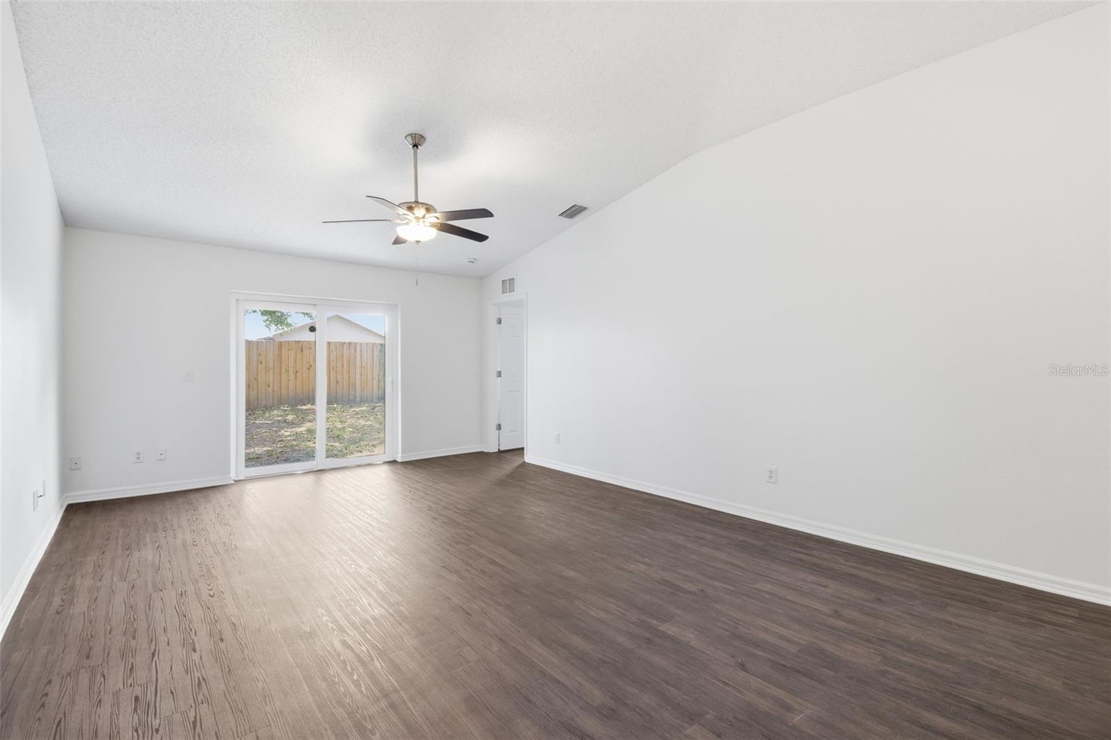 SUMMERFIELD VILAGE 1 TR 32 - Residential