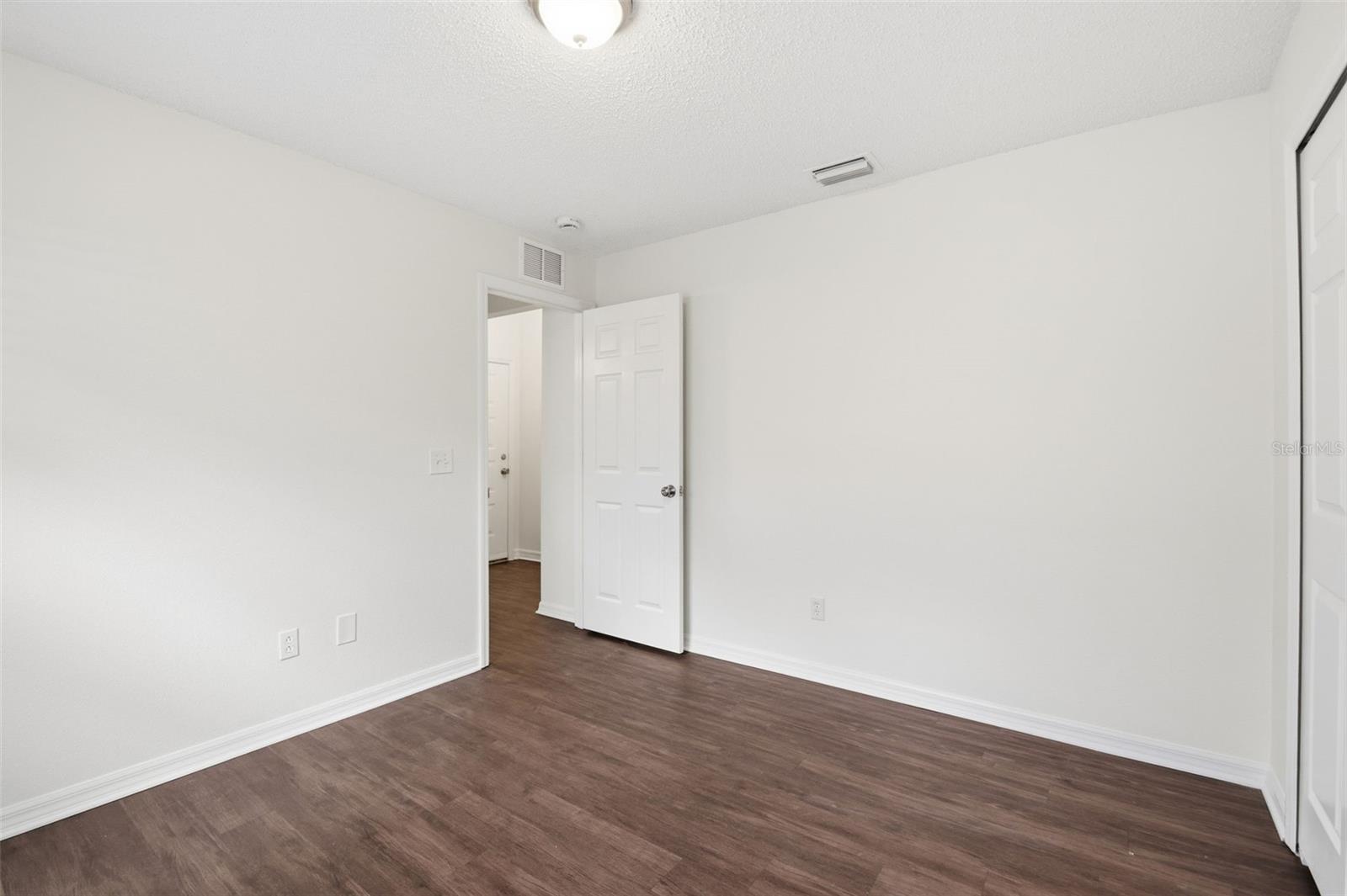 SUMMERFIELD VILAGE 1 TR 32 - Residential