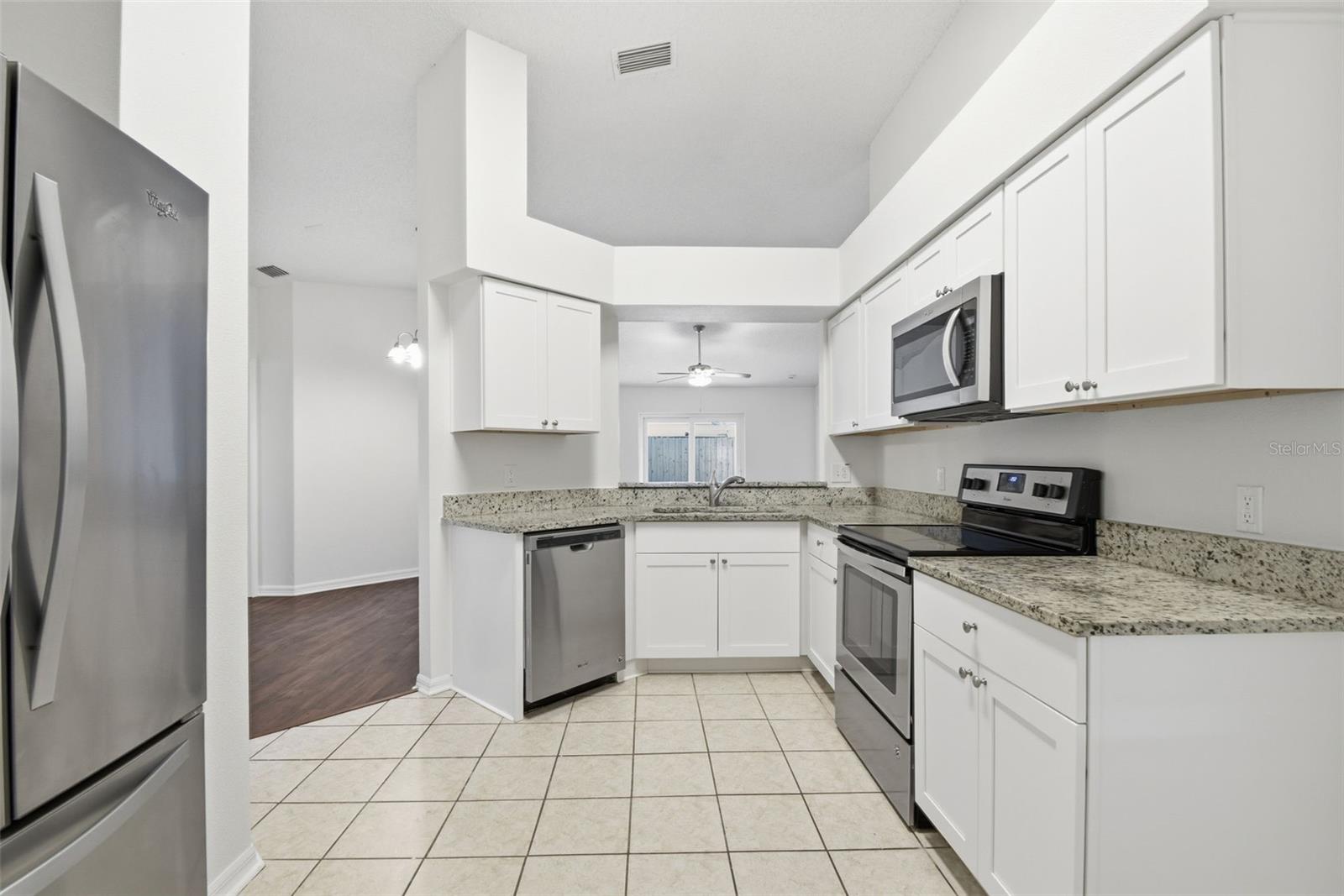 SUMMERFIELD VILAGE 1 TR 32 - Residential