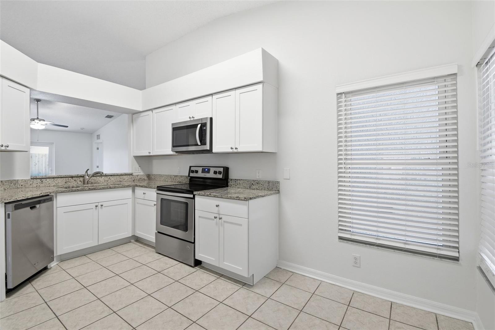 SUMMERFIELD VILAGE 1 TR 32 - Residential