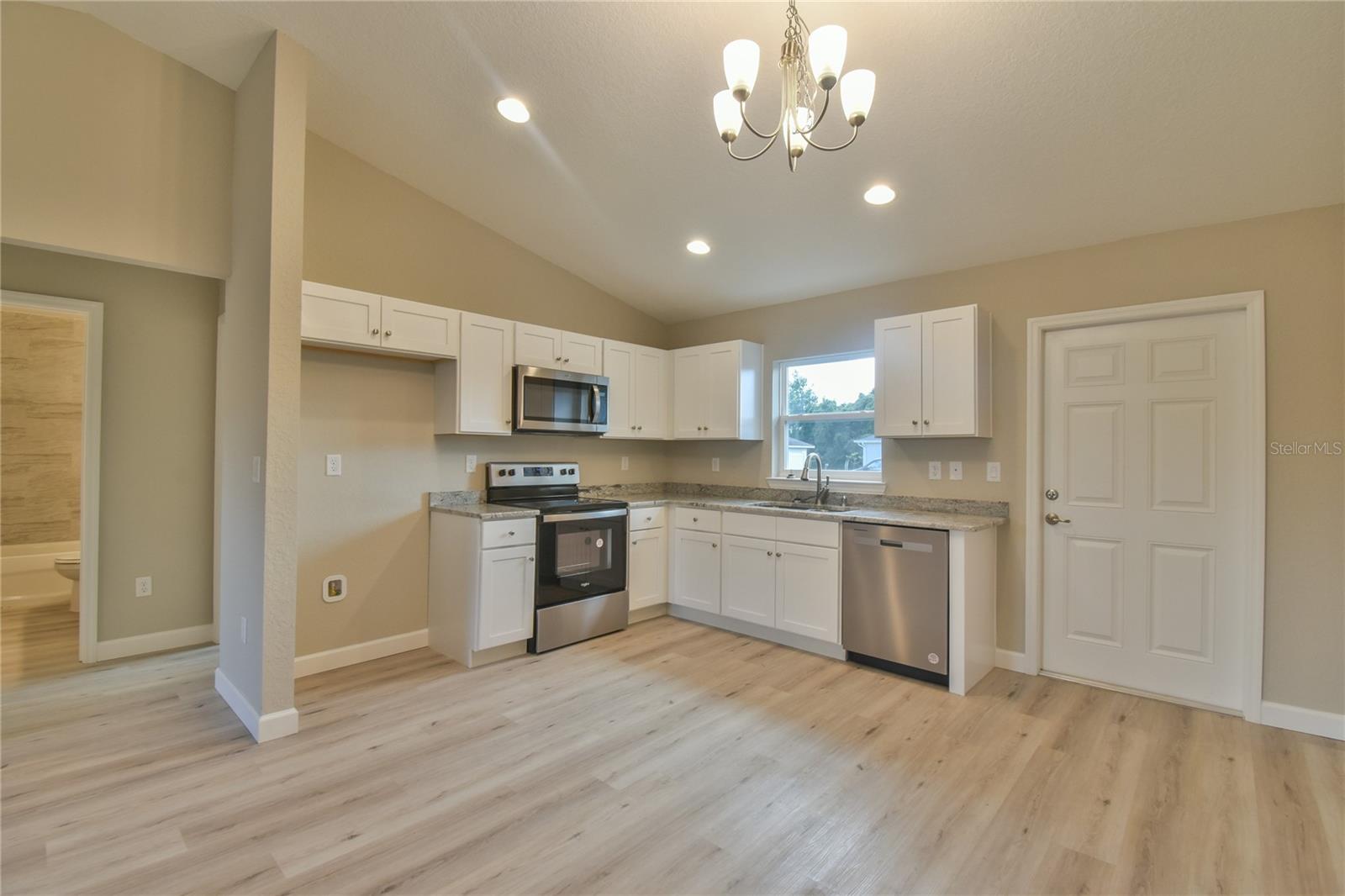 MARION OAKS UN 01 - Residential