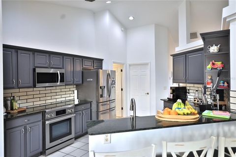 Tiny photo for 20462 SW 36th Street, Dunnellon, FL 34431 (MLS # OM715927)