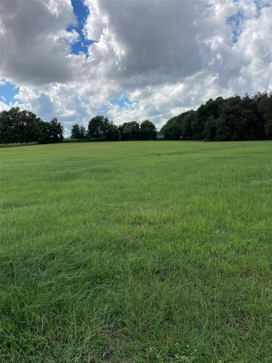 ACREAGE NON SUBDIVISION - Residential