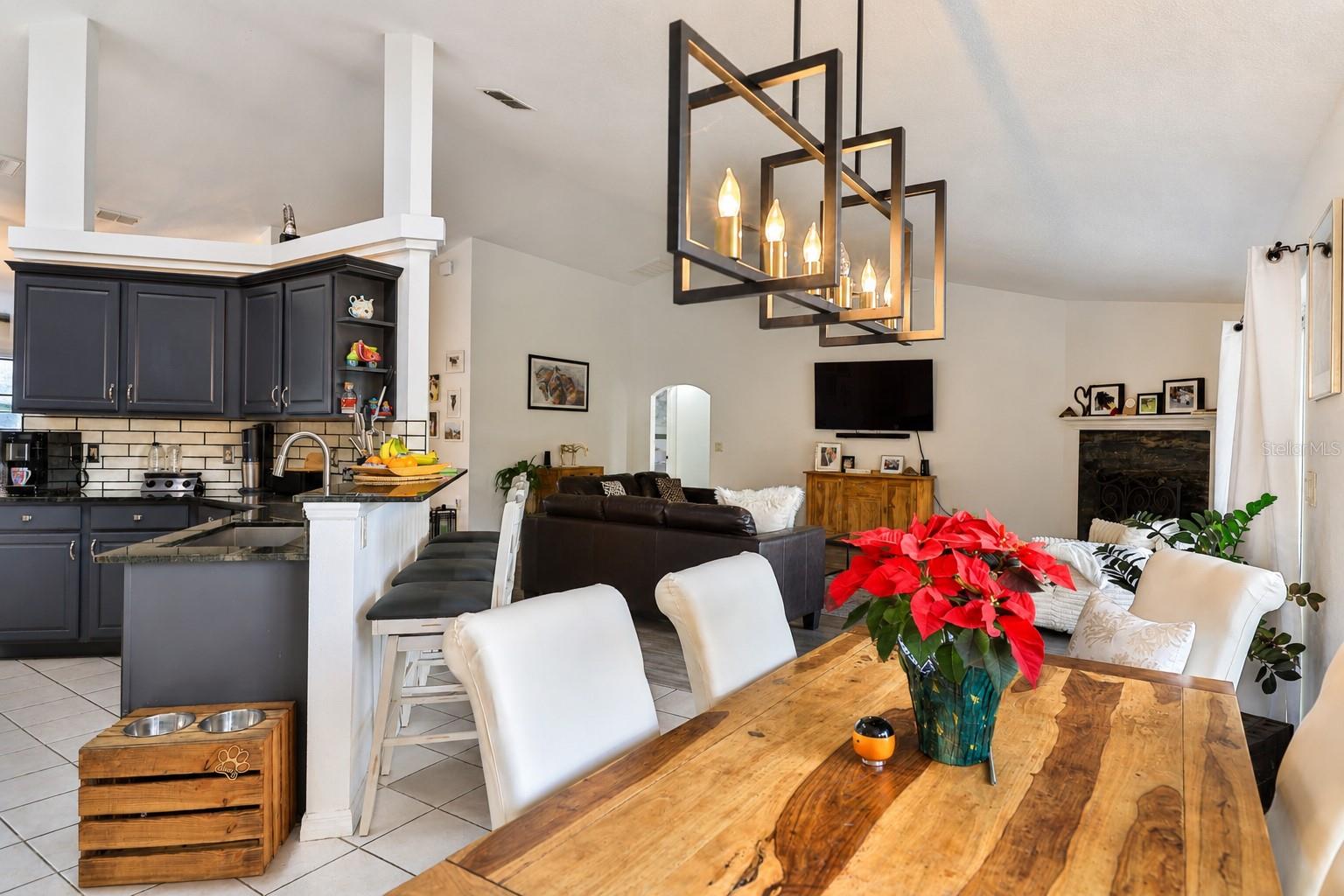 ACREAGE NON SUBDIVISION - Residential