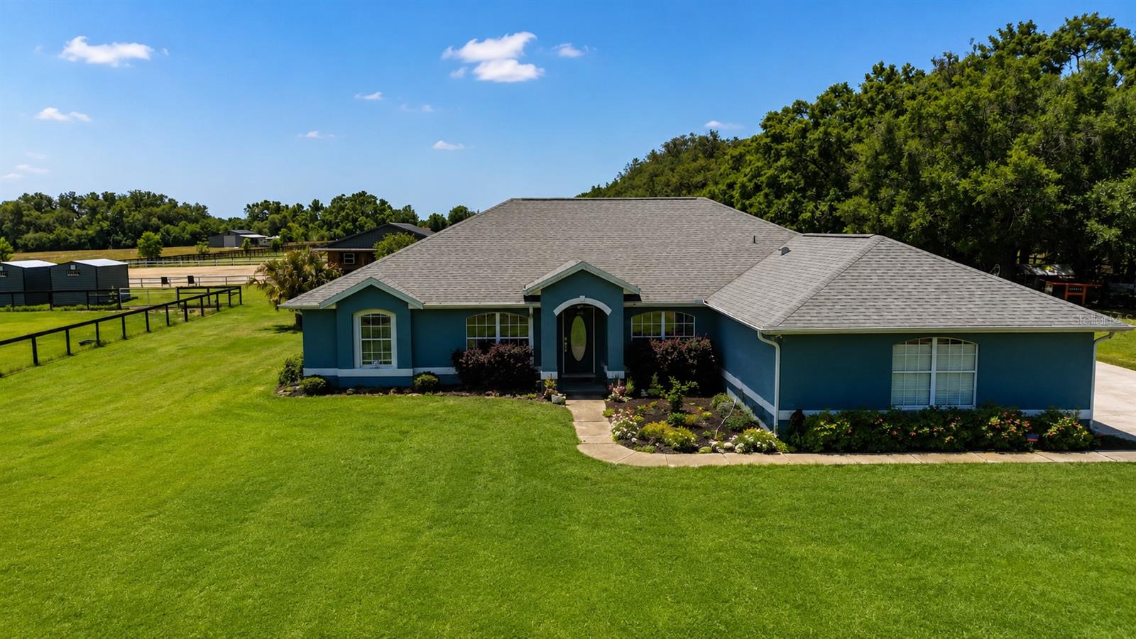 ACREAGE NON SUBDIVISION - Residential