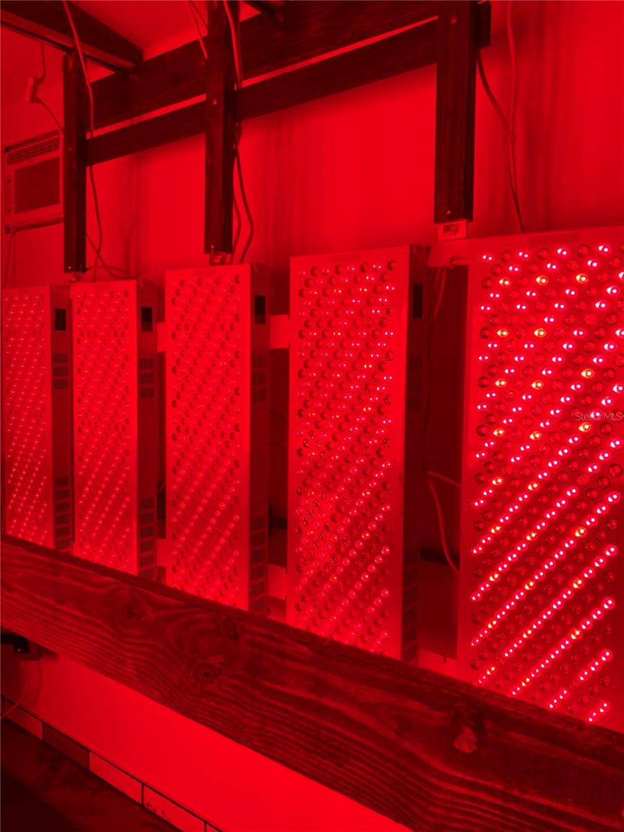 ACREAGE NON SUBDIVISION - Residential