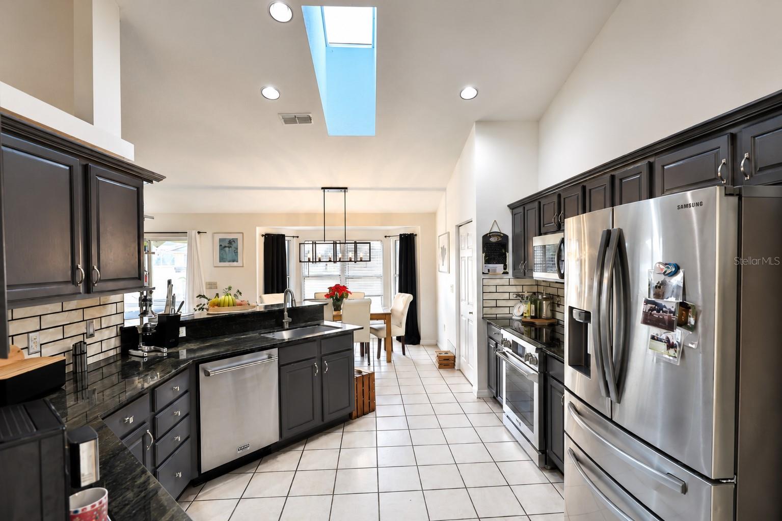 ACREAGE NON SUBDIVISION - Residential