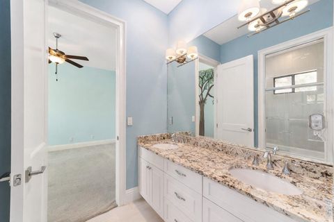 Tiny photo for 1020 SE 46th Street, Ocala, FL 34480 (MLS # OM719471)