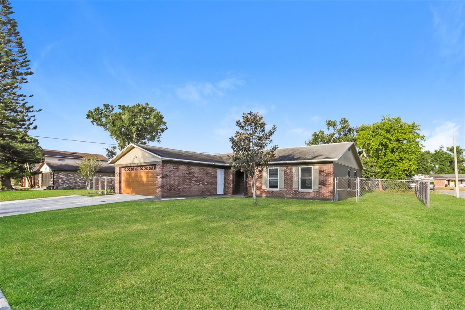 1705 DANA PLACE