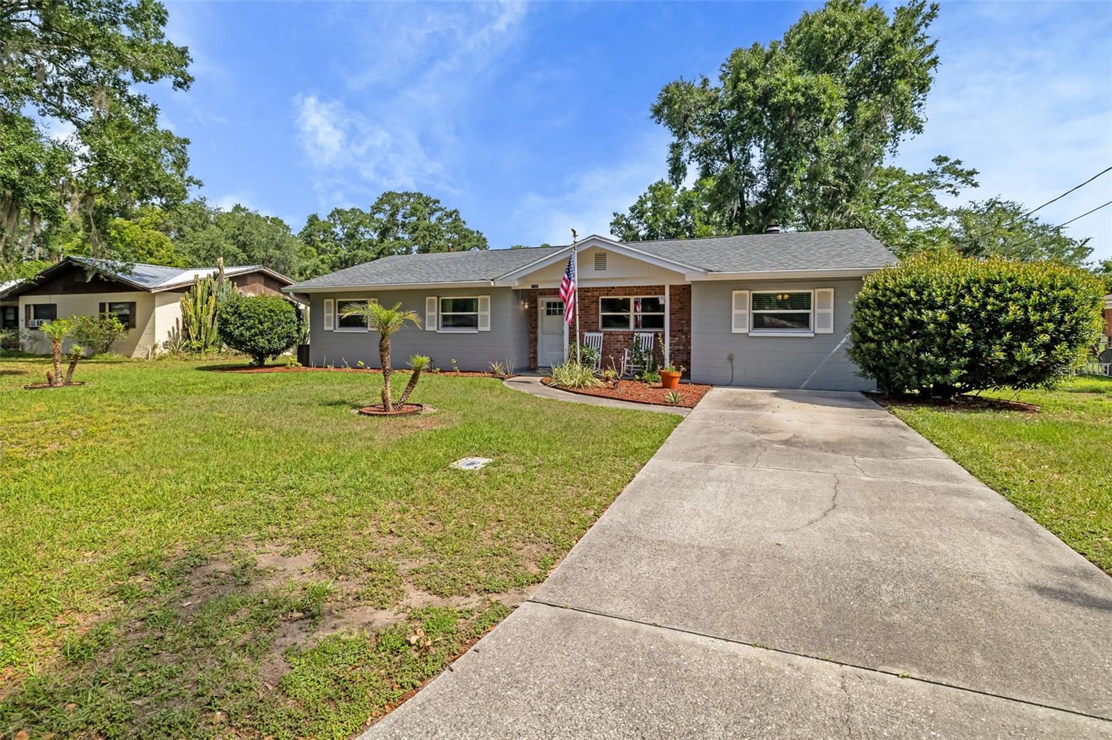 HILL MANOR - Residential