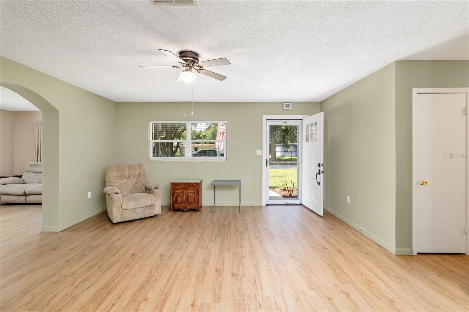 HILL MANOR - Residential