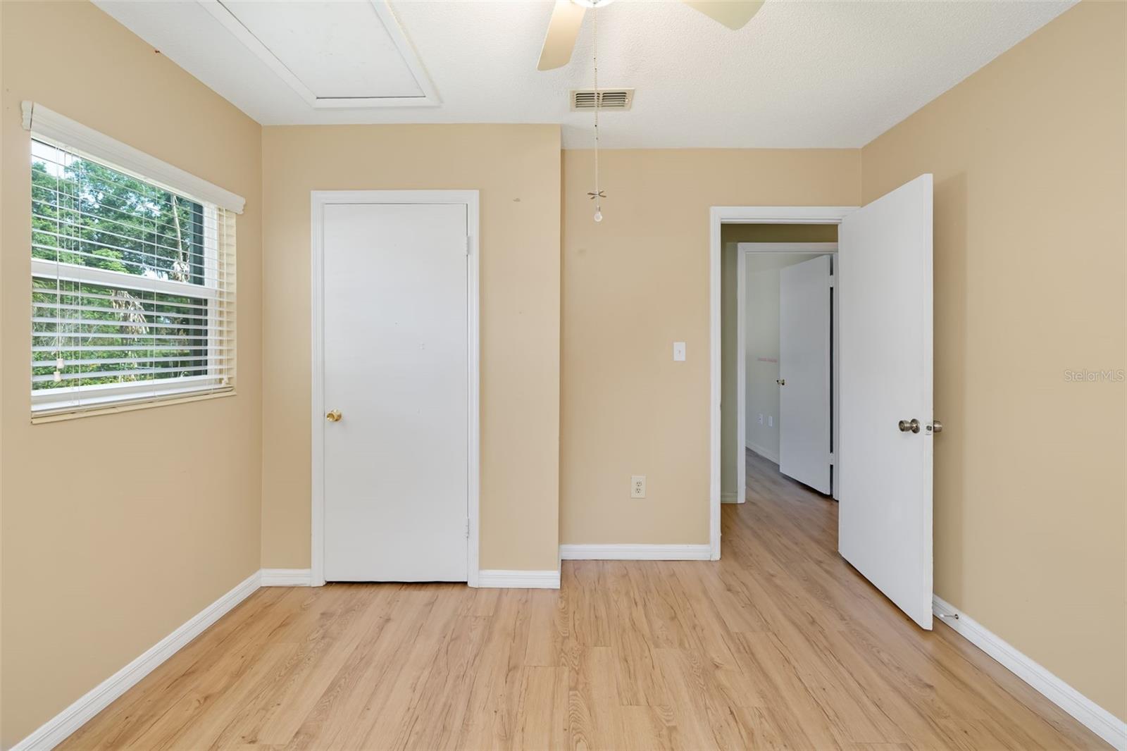 HILL MANOR - Residential