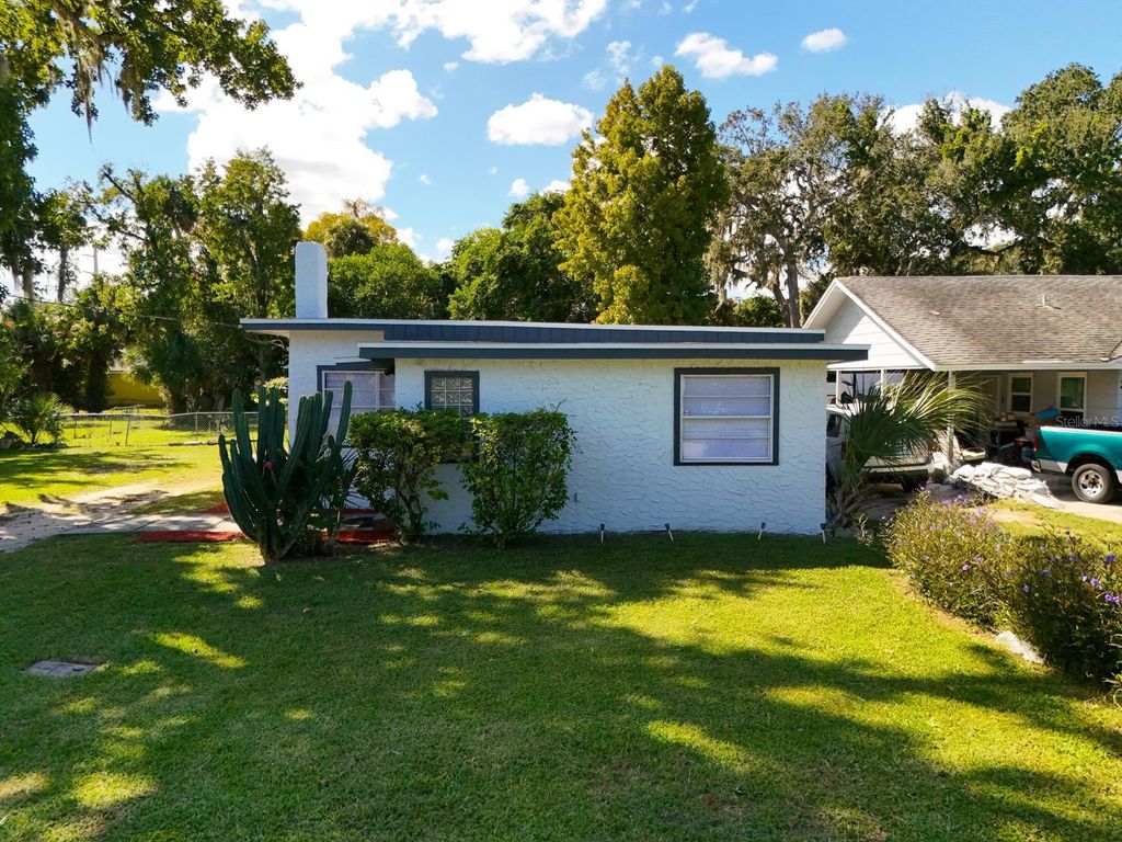 Photo of 304 Wilson Avenue, Daytona Beach, FL 32114 (MLS # O6356205)