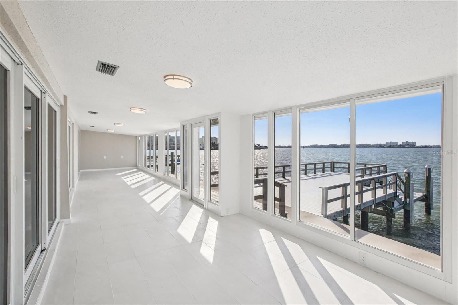 BOCA CIEGA POINT EAST - Residential