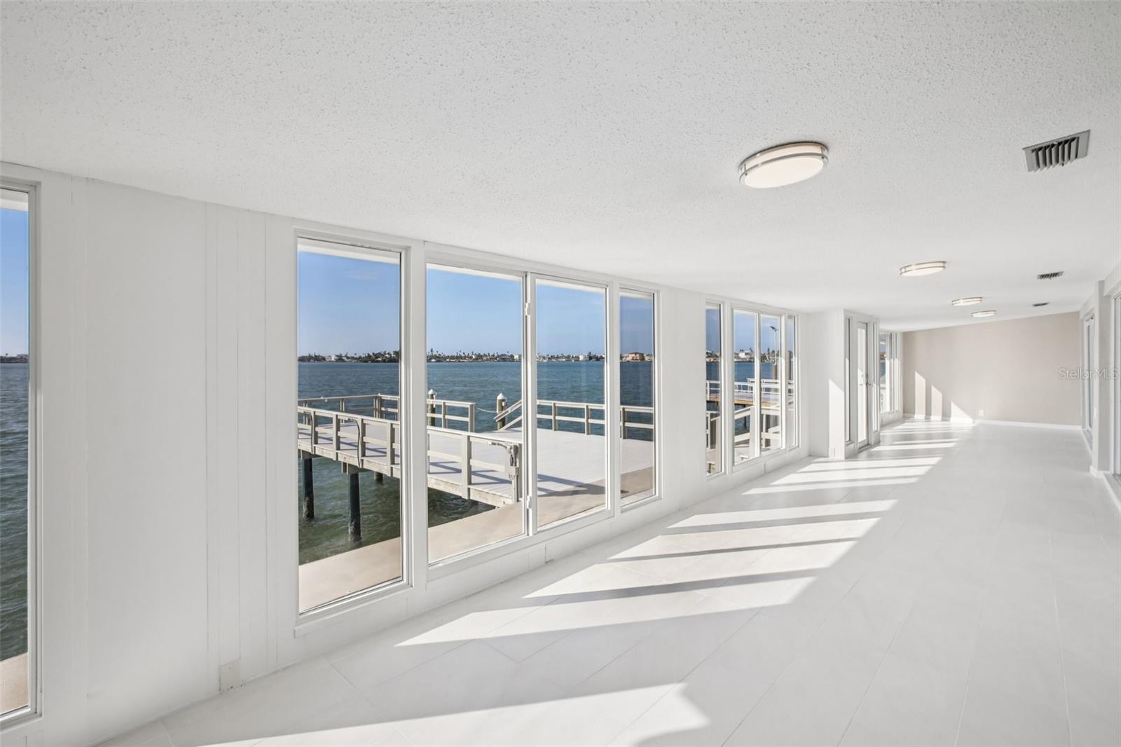 BOCA CIEGA POINT EAST - Residential