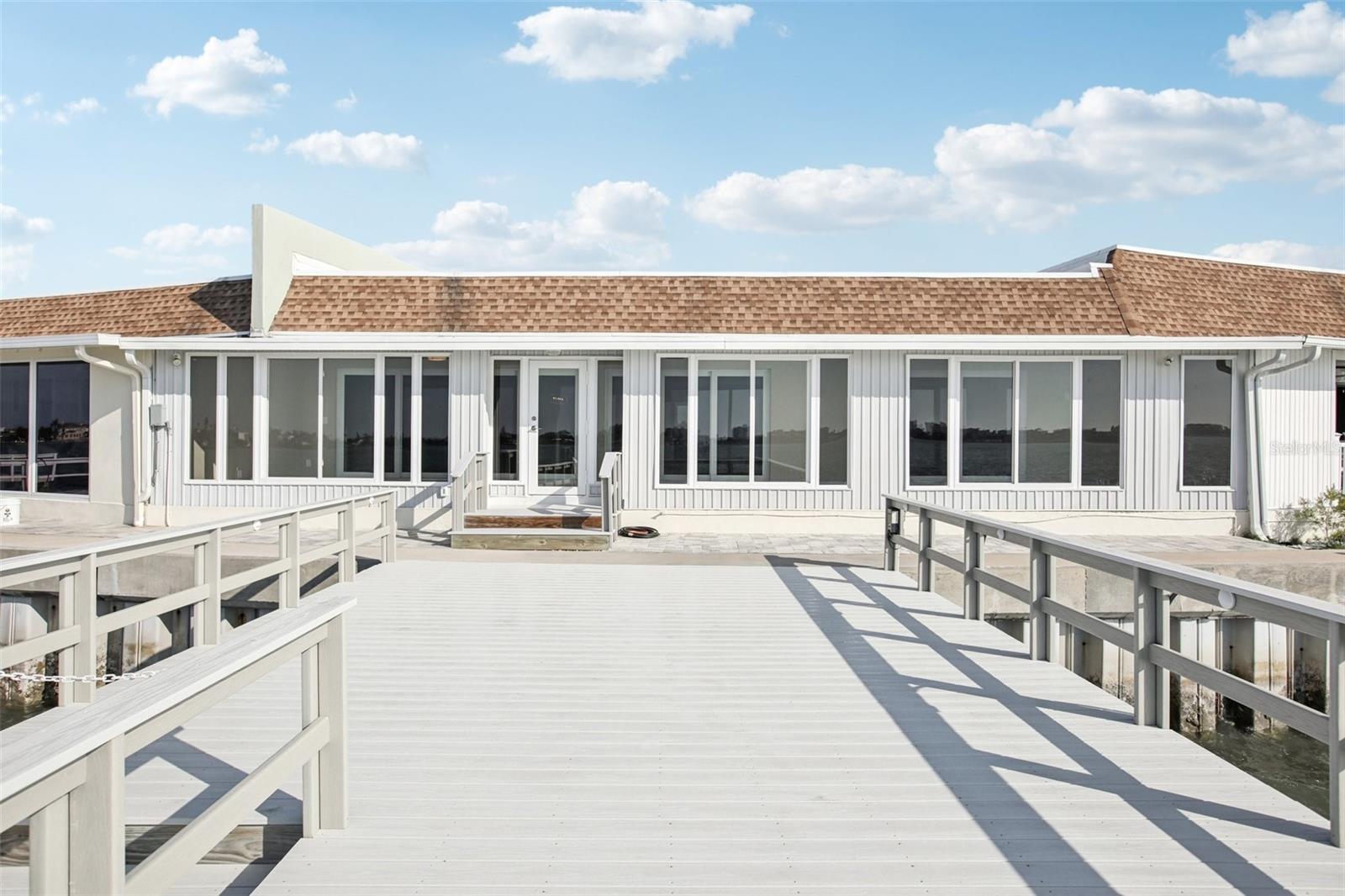 BOCA CIEGA POINT EAST - Residential