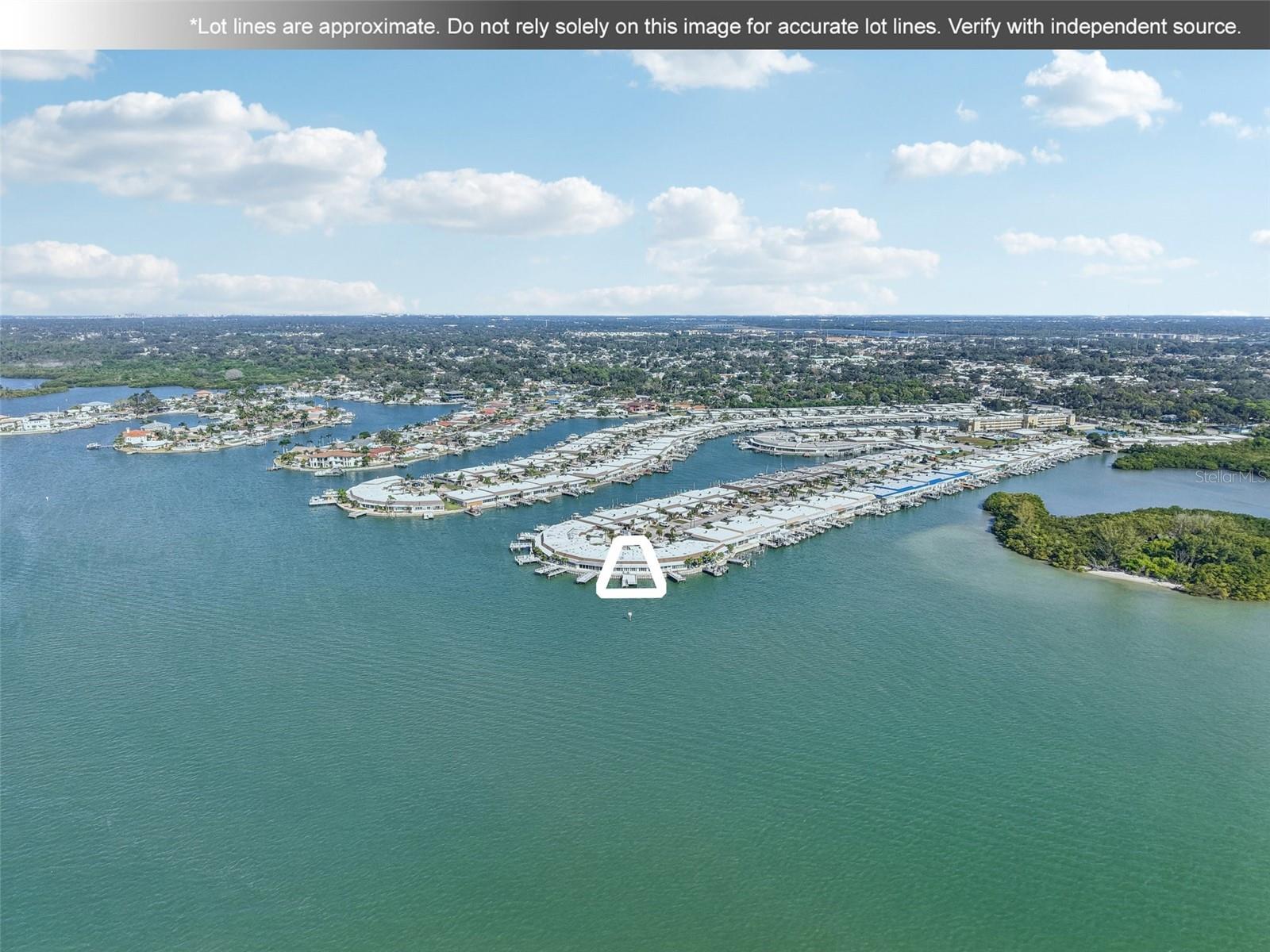 BOCA CIEGA POINT EAST - Residential