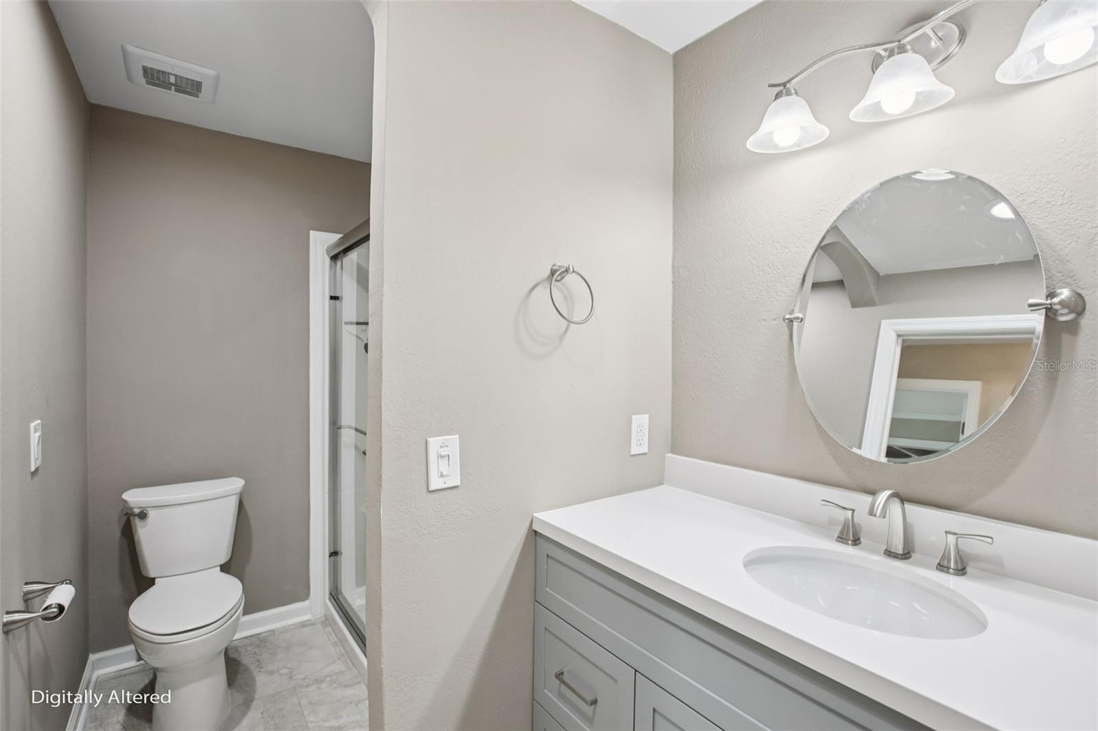 BOCA CIEGA POINT EAST - Residential