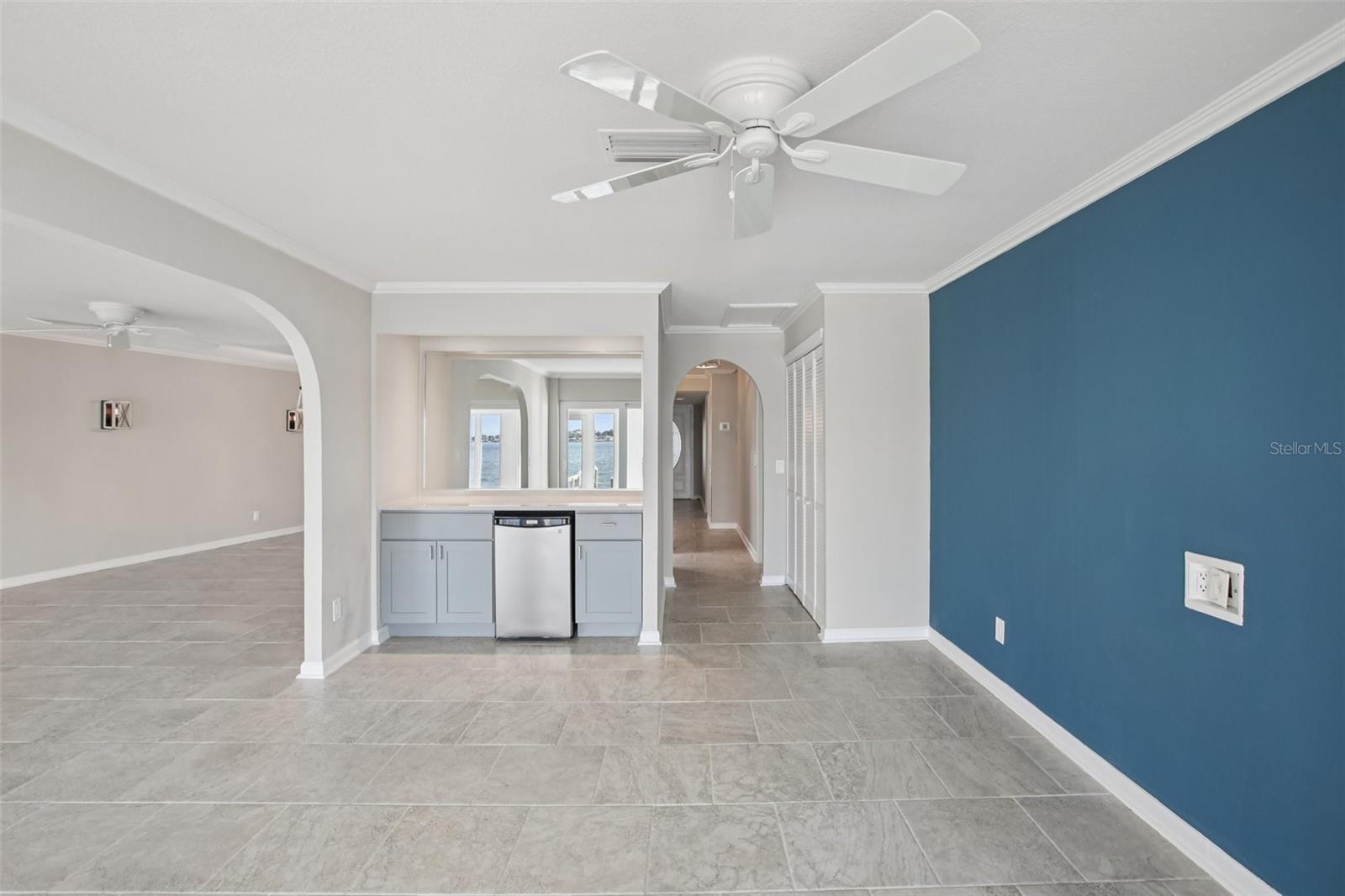 BOCA CIEGA POINT EAST - Residential