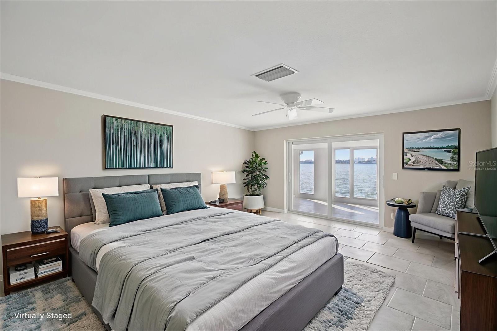 BOCA CIEGA POINT EAST - Residential