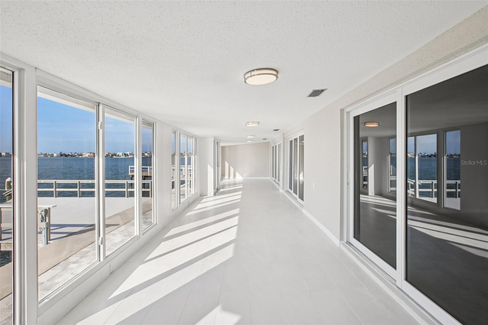 BOCA CIEGA POINT EAST - Residential