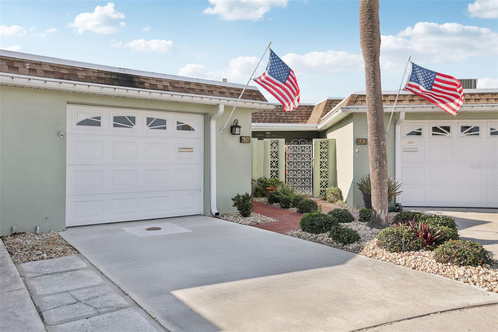 676 BOCA CIEGA POINT BOULEVARD S 1507