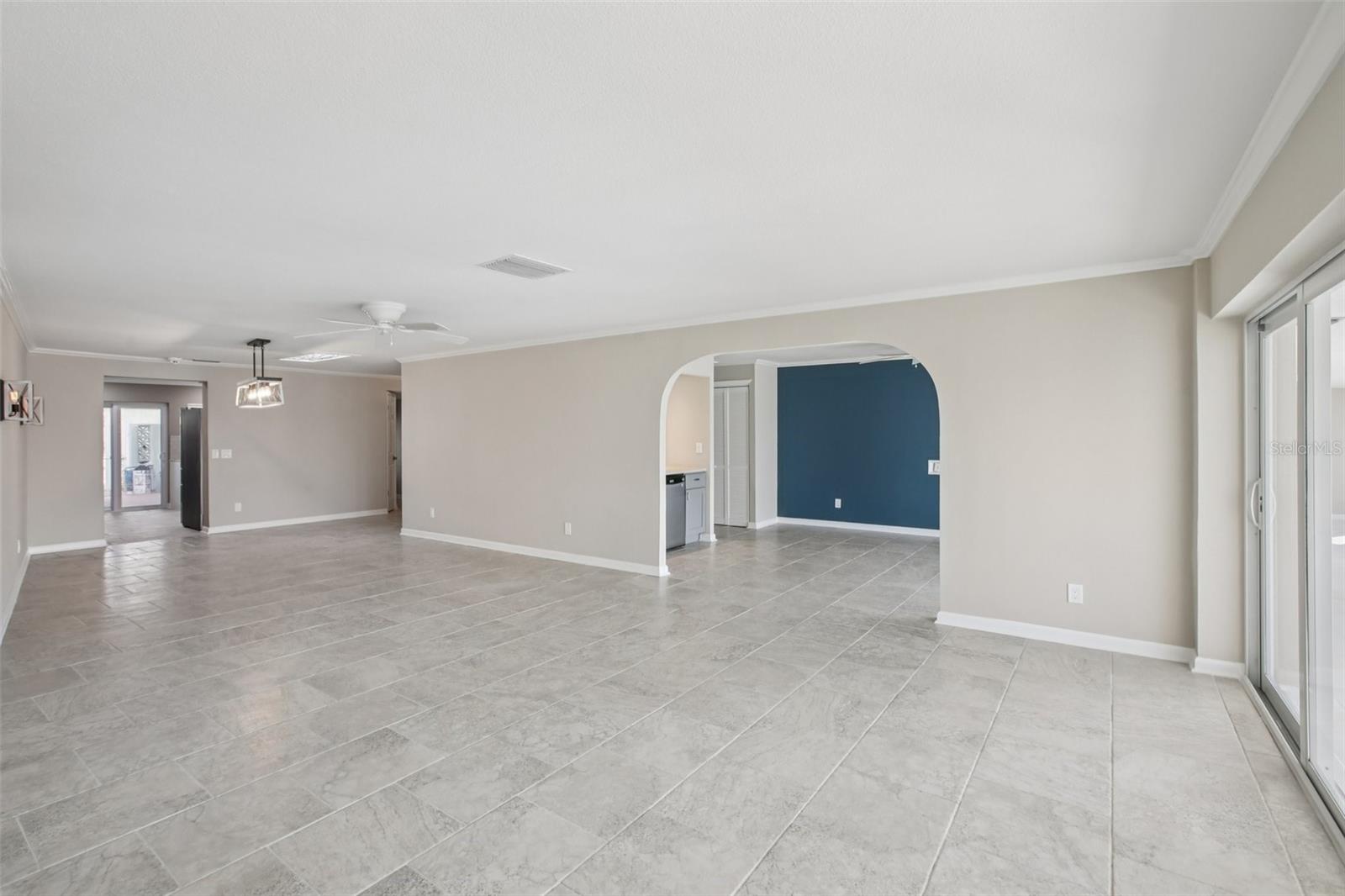 BOCA CIEGA POINT EAST - Residential