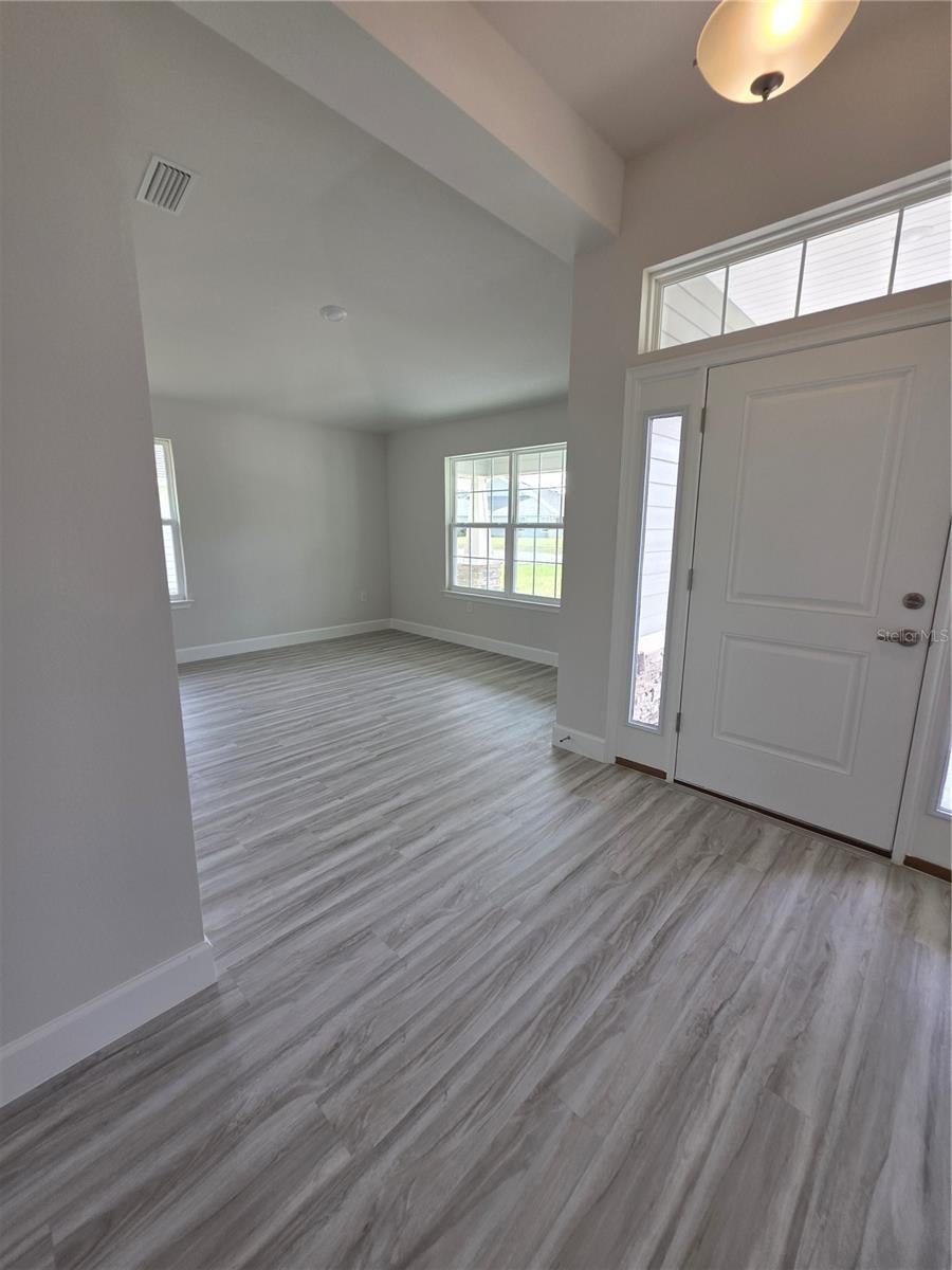 461 SW BELLFLOWER DRIVE