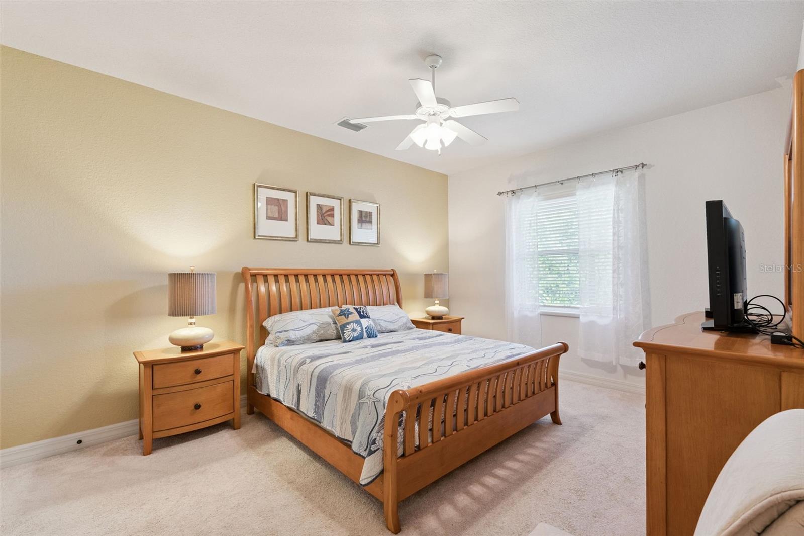 VILLAS AT GREEN GATE - Residential