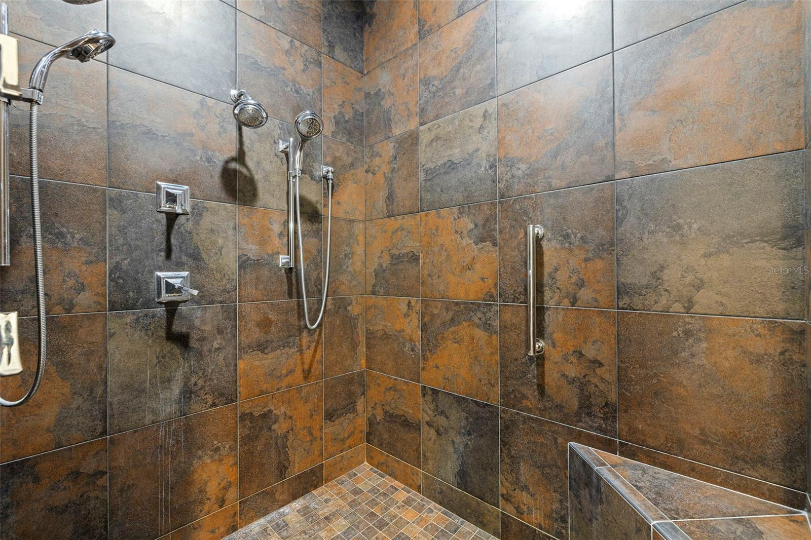 SAXONY PLACE AT CARILLON - Residential