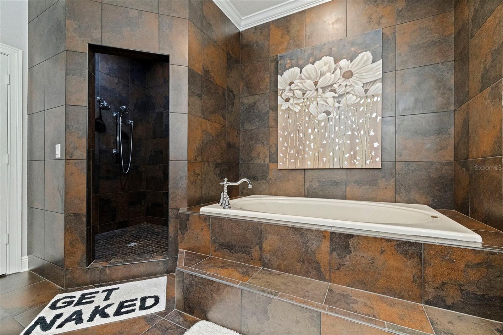 SAXONY PLACE AT CARILLON - Residential