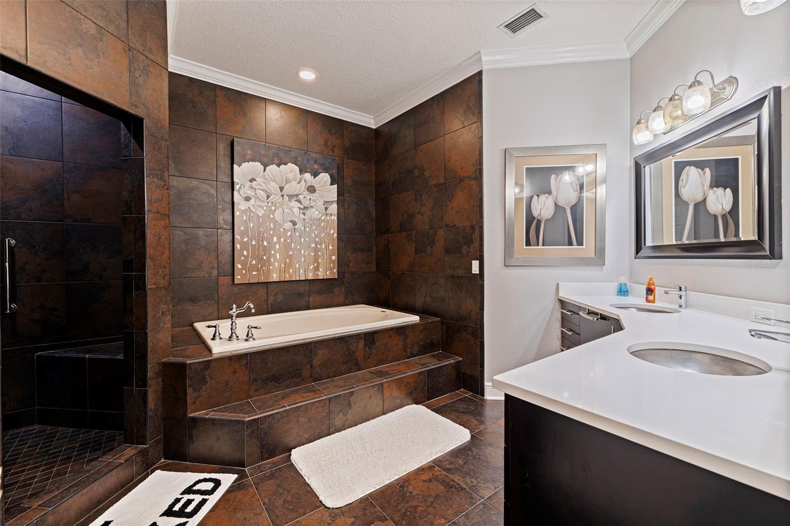 SAXONY PLACE AT CARILLON - Residential