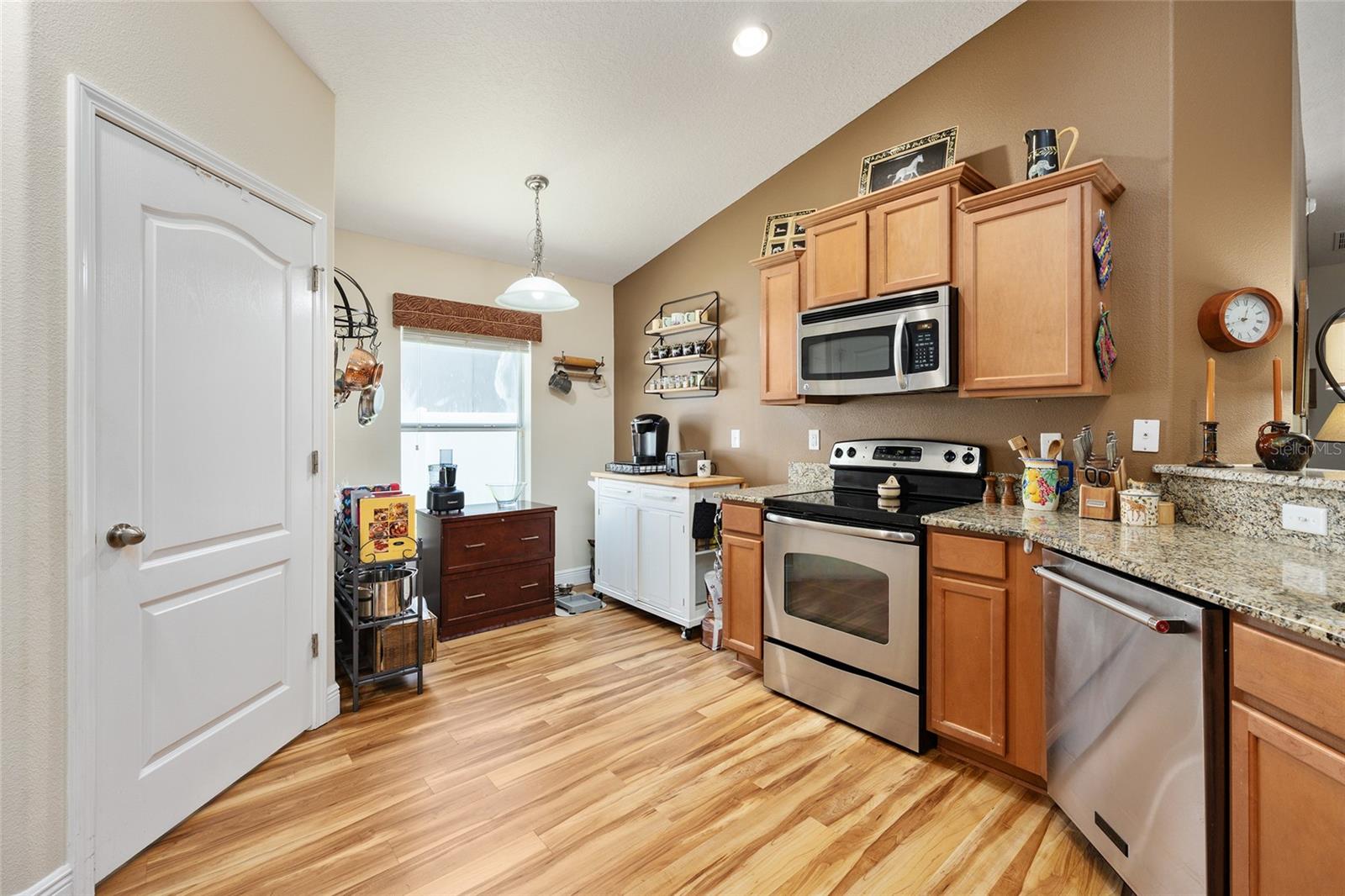 STONEYBROOK HILLS - Residential