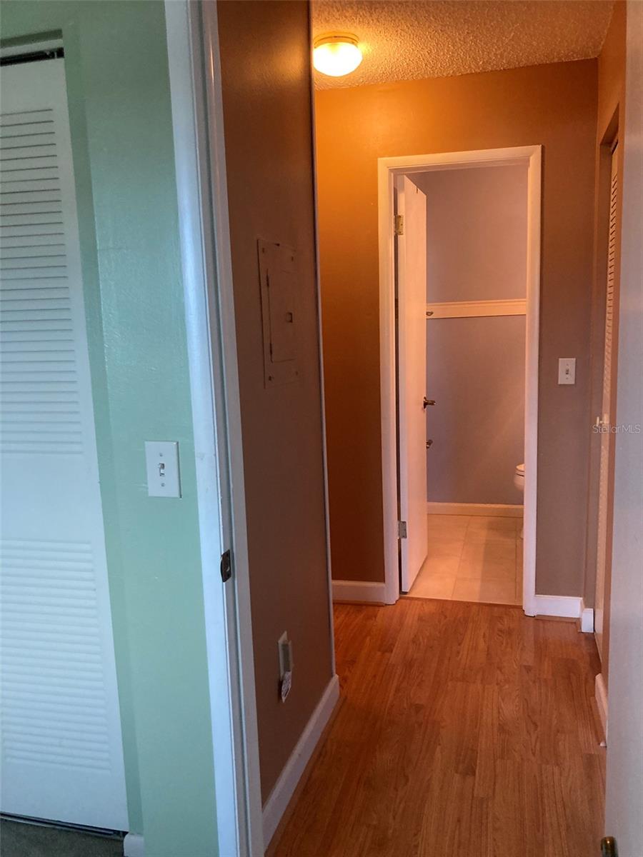 FIVE TOWNS OF ST PETE - Residential Lease