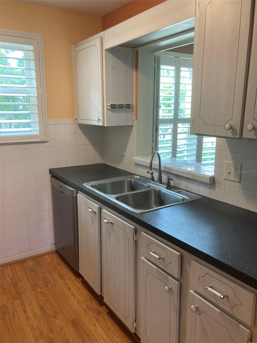 FIVE TOWNS OF ST PETE - Residential Lease