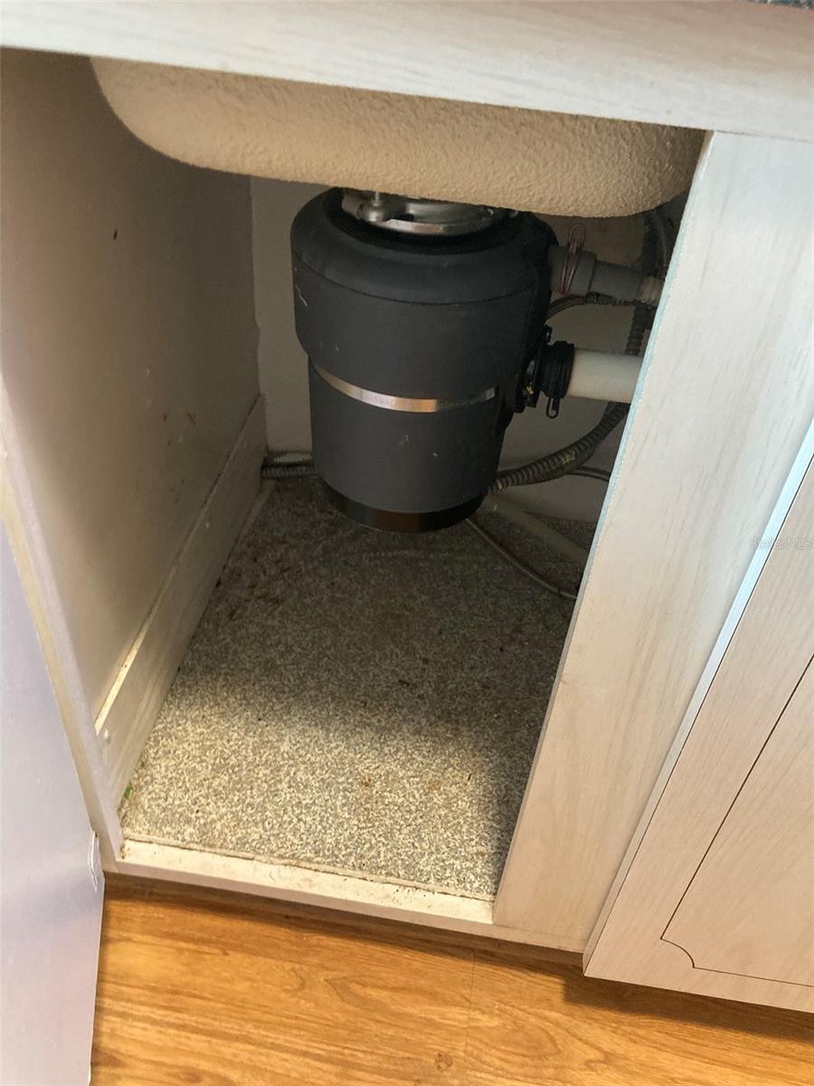 FIVE TOWNS OF ST PETE - Residential Lease