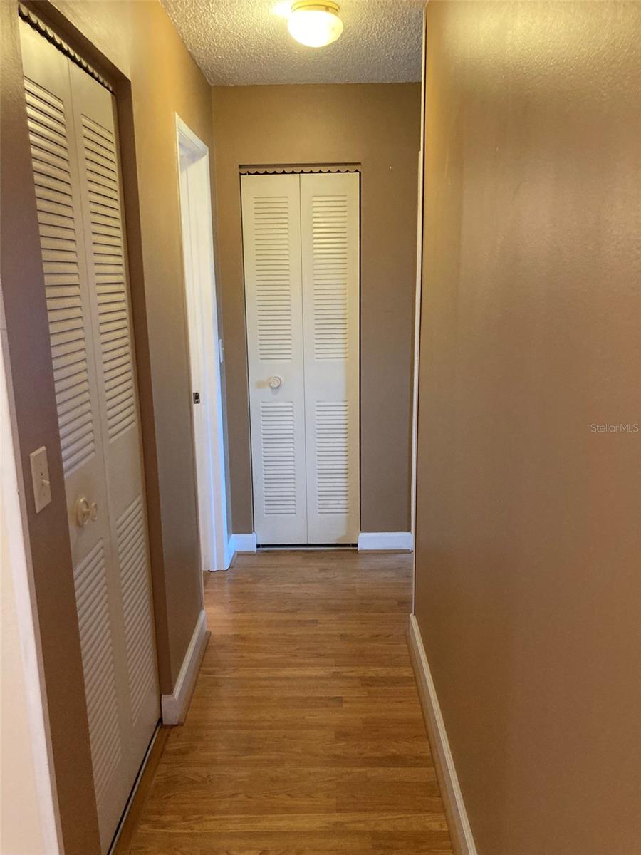 FIVE TOWNS OF ST PETE - Residential Lease