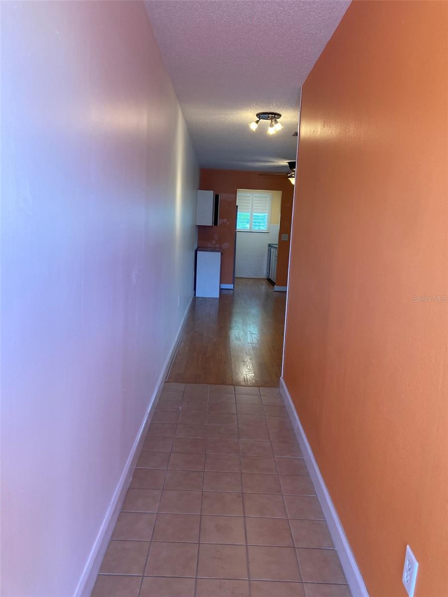 FIVE TOWNS OF ST PETE - Residential Lease