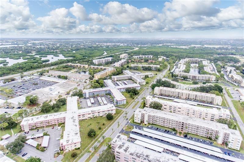 FIVE TOWNS OF ST PETE - Residential Lease